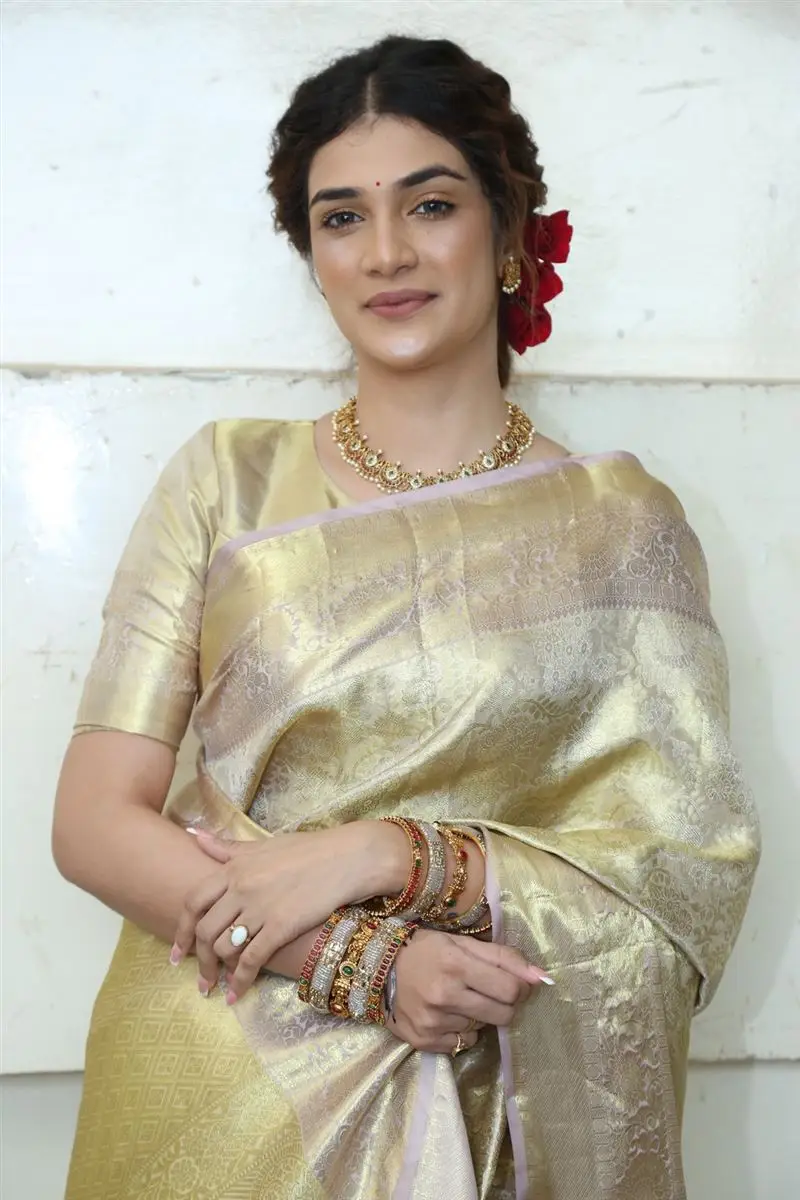 Hasini Sudhir at Purushothamudu Movie Pre Release Event